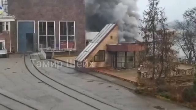 Момент прилетов по ДнепроГЭС в Запорожье. смотреть онлайн