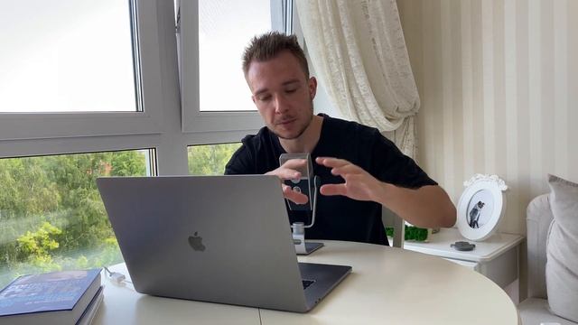 Дизайнер будущего. Как ИИ повлияет на работу дизайнера смотреть онлайн