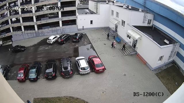 DS-I200 - день, стоянка смотреть онлайн