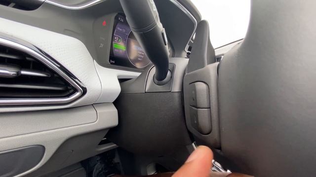 2022 Chevrolet Bolt EUV Premier Test Drive & Review смотреть онлайн