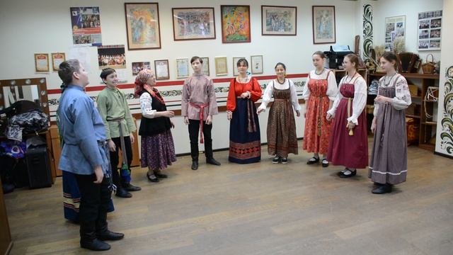 DSC_8957.MOV смотреть онлайн