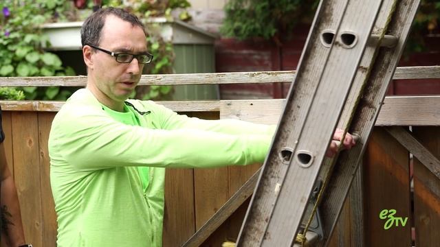 Ladder Safety - How To Use An Extension Ladder Safely смотреть онлайн