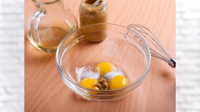Вот Как можно использовать 2 яйца для «ремонта» суставов и боли в коленях смотреть онлайн