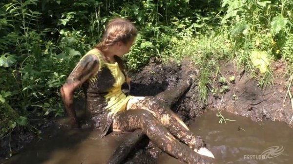 Muddy yellow dress