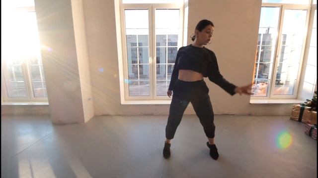 Таратута Аня / Jazz funk / танцевальная студия Under Stand смотреть онлайн
