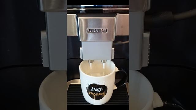 Лучшая кофемашина для дома!? #кофемашина #кофеман #лучшее #aleksandra_borr смотреть онлайн