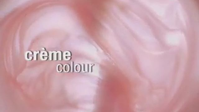 L'Oreal ParisCasting Creme Gloss смотреть онлайн