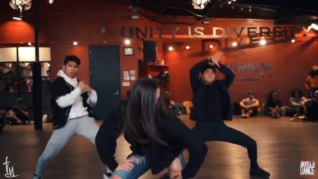 Kaycee Rice - May 2019 Dances смотреть онлайн