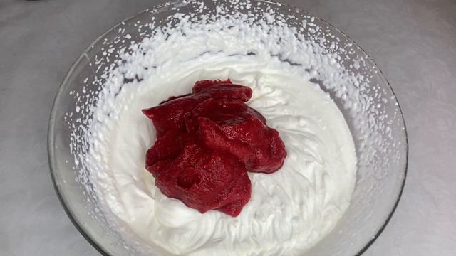 Мороженое. Клубничное мороженое из 3 ингредиентов. Балмұздақ үй жағдайында смотреть онлайн