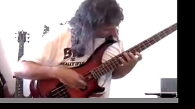 flight of the bumble bee on a 4 strings bass смотреть онлайн