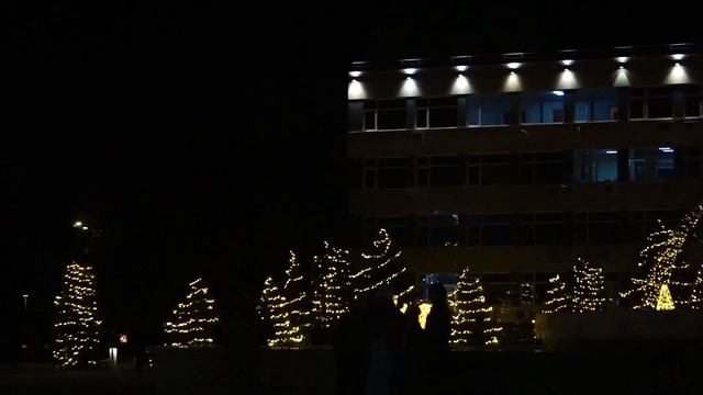 Новый год 2021 в Анапе! Новогодние украшения улиц курорта. Обзор Анапы. смотреть онлайн