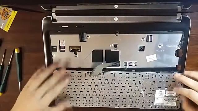 Как разобрать ноутбук Hewlett Packard (HP) Pavilion DV 6? Чистка от пыли. Замена термопасты. смотреть онлайн