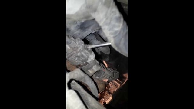 Toyota air suspension Compressor replacement смотреть онлайн