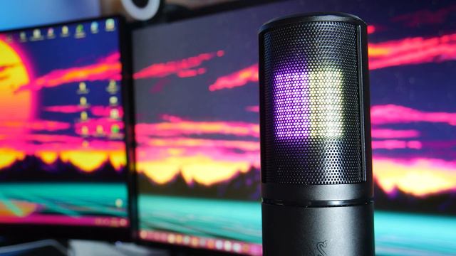 Unboxing Razer SEIREN EMOTE: Le meilleur micro pour streamer ? смотреть онлайн