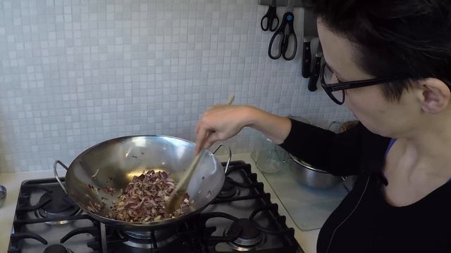 Pisang Susu's Babi Kecap смотреть онлайн