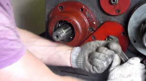 Токарный станок 1К62 - Установка фрикциона.