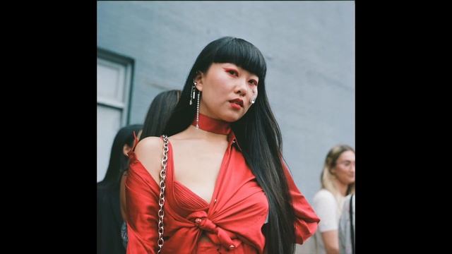 Hasselblad 500cm 'Behind the Camera': NY Fashion Week 2018 Film Photography смотреть онлайн