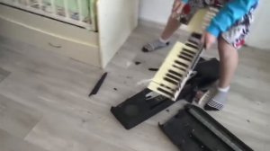 Леха разносит пианино за 30.000 рублей!