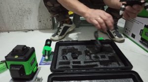 Профессиональный 4D лазерный нивелир Stand t-16-7889.