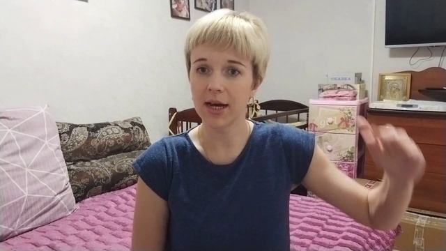 Продажа вязаных игрушек в магазине 