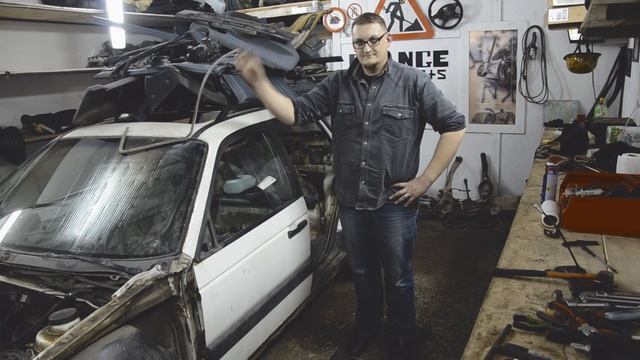 Как снять дверь на VW Passat B3, B4, B5, B6 смотреть онлайн
