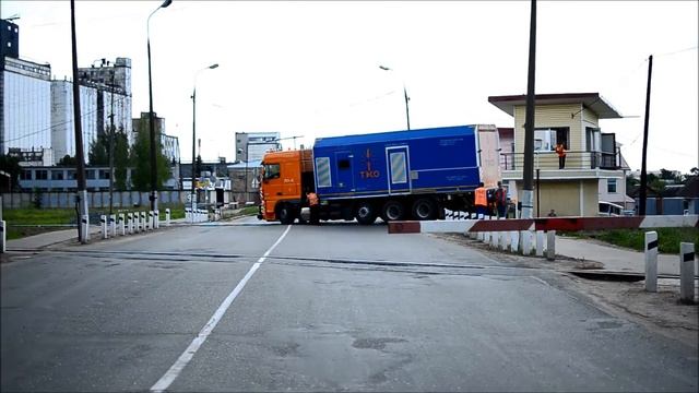 Великие Луки,Сеньковский переезд смотреть онлайн
