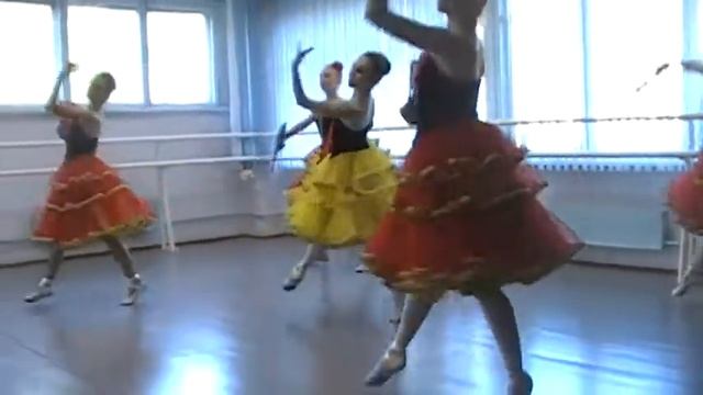 испанская миниатюра смотреть онлайн