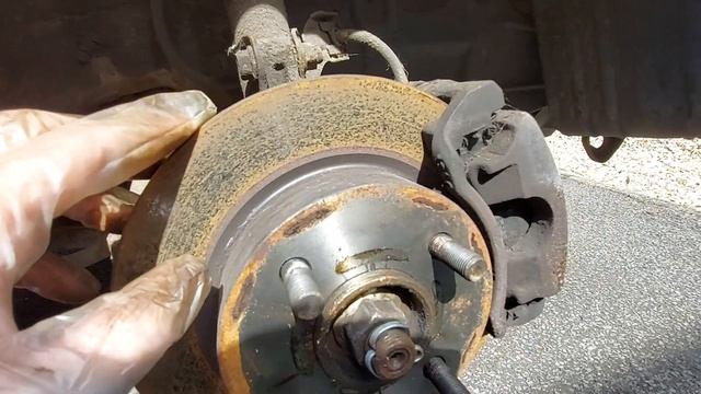 Nissan Micra K11 For £100: Brakes, Alternator, Electrical Woes, And Camera Shy Spiders (Part 9) смотреть онлайн