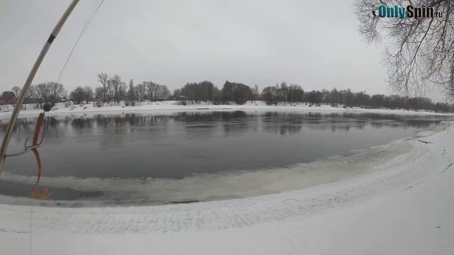 Первая рыбалка после сильных морозов. Много снега, закраины. Ловлю на все что можно. #OnlySpin смотреть онлайн