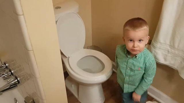 Бейбі покакала в памперс )