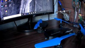 Китайский квадрокоптер Fold drone lf609 #2