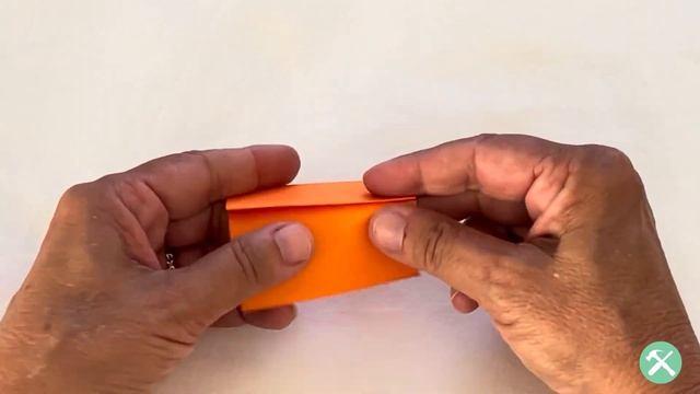 Ghoulishly Glam: Crafting Your Spooky DIY Halloween Garland смотреть онлайн