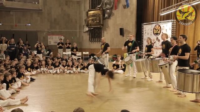Batizado babies (ICS Real capoeira) смотреть онлайн