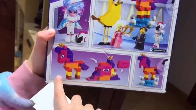 ПОДАРКИ на День Рождения / 11 ПОДАРКОВ на 8 лет / ИЩУ ПОДАРКИ смотреть онлайн