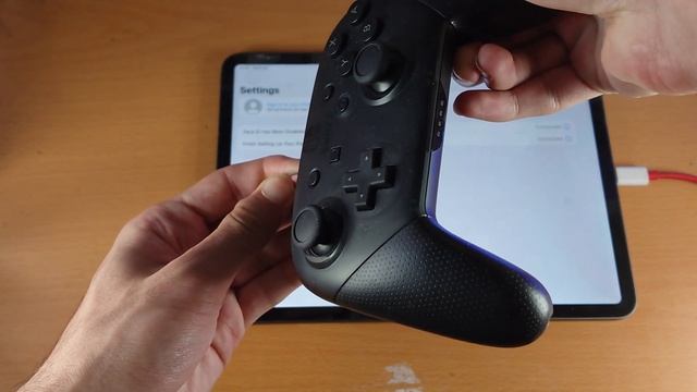 How To Connect Nintendo Switch Pro Controller to iPad Pro | Full Beginners Guide! смотреть онлайн