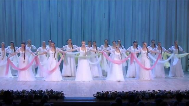 ИВУШКИ. Красивая песня, и танец. смотреть онлайн