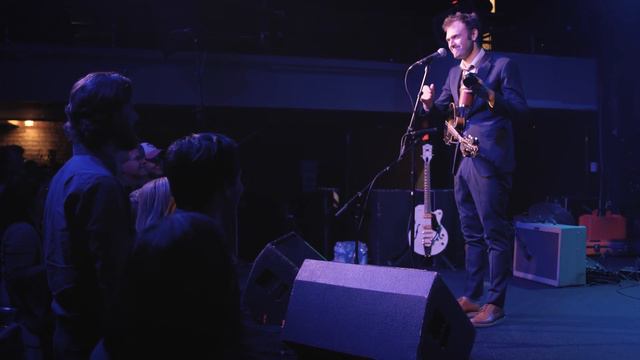 Chris Thile - Full performance (#Microshow for The Current) смотреть онлайн