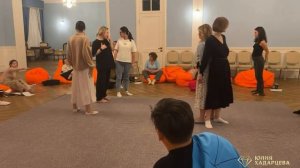 Как проходит обучение расстановкам. Расстановка на кармическом уровне