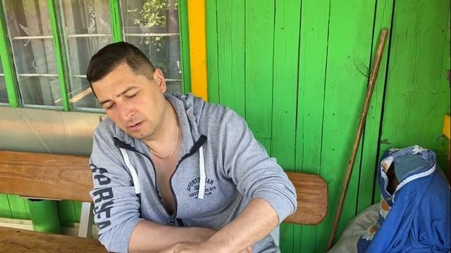 VLOG: В ОГОРОДЕ с МАМОЙ/Куда ПОЕДЕМ В ОТПУСКЕ/ БУКЕТ СИРЕНИ смотреть онлайн