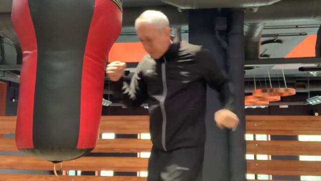 Джолт + Боковой по печени смотреть онлайн