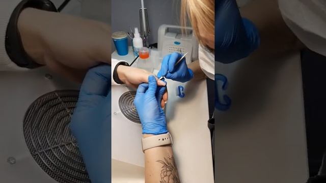 Маникюр и Наращивание ресниц. смотреть онлайн
