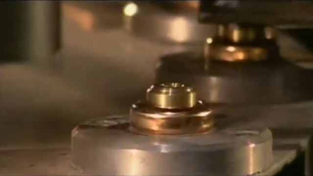 Как изготавливают автомобильный термостат.