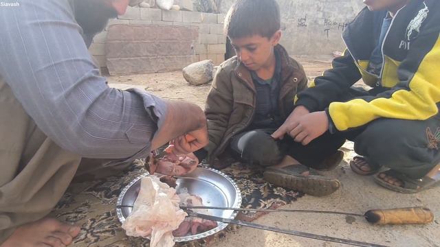 Exploring the Traditional Nomadic Lifestyle: Amin and His Family's Red Meat Consumption" смотреть онлайн