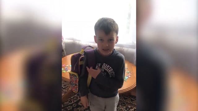 Скоро в школу нам шагать - что там будем изучать? | Онлайн чтение стихов детей кружка "Ступеньки" смотреть онлайн