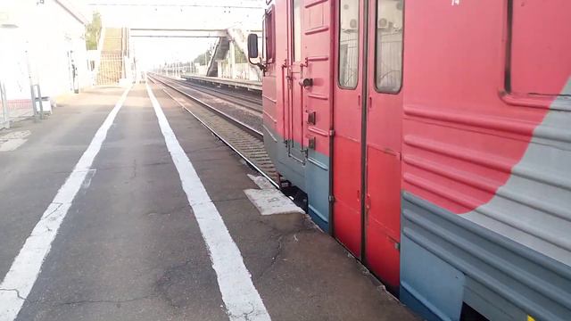 Электропоезд эт2м-123 Сообщением Санкт-Петербург Любань Прибывает на станции Саблино смотреть онлайн