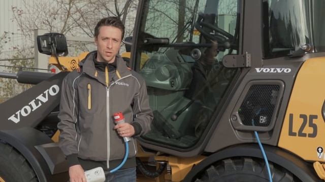Volvo L25 Electric Walkaround смотреть онлайн