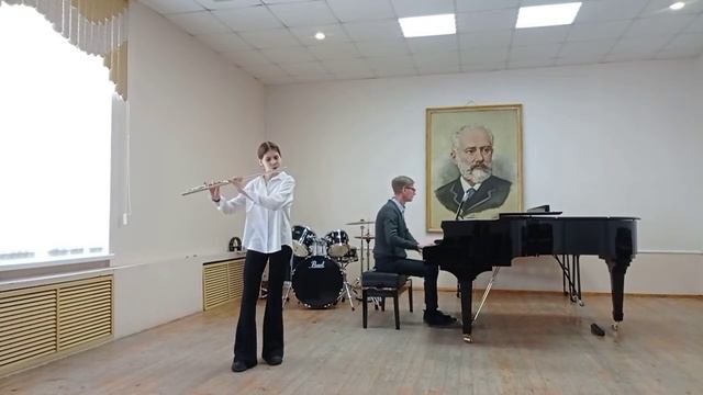 Михальчук Екатерина 14 лет Ф. Пуленк Соната для флейты и фортепиано 1часть, И. Андерсен Баллада смотреть онлайн