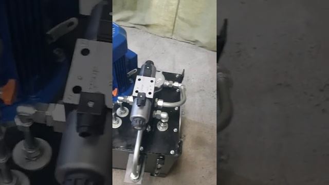 Изготовим маслостанцию (гидростанцию) под заказ +7(343)32-06-18 смотреть онлайн