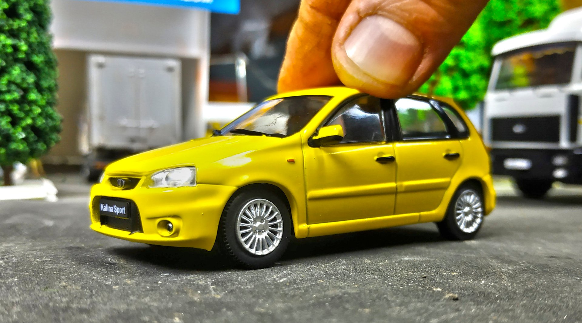 Моделька лада калина спорт, масштаб 1/43. смотреть онлайн