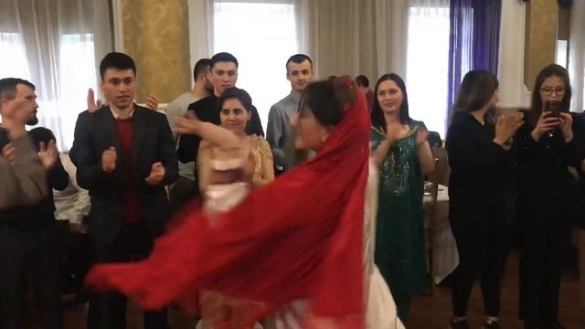 Красивый Памирский танец ?? смотреть онлайн